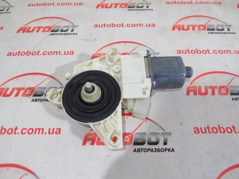 Заказать на MERCEDES-BENZ E-CLASS W212/S212 Моторчик стеклоподъемника передний левый