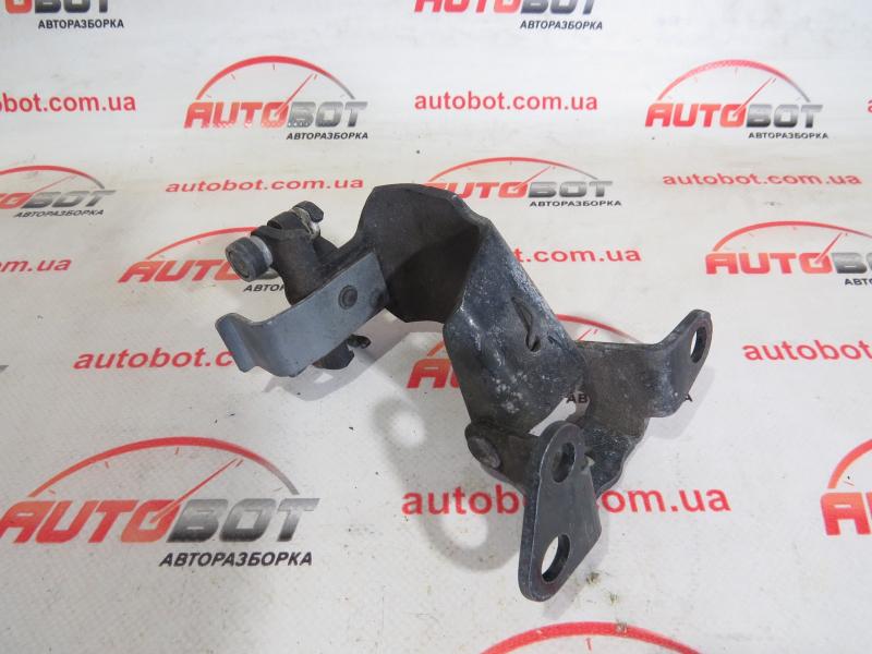 MAZDA 5 III (CW) Ролик зсувної дверки лівої (C514-73-2B0B) Замовити для MAZDA 5 III (CW) Ролик зсувної дверки лівої