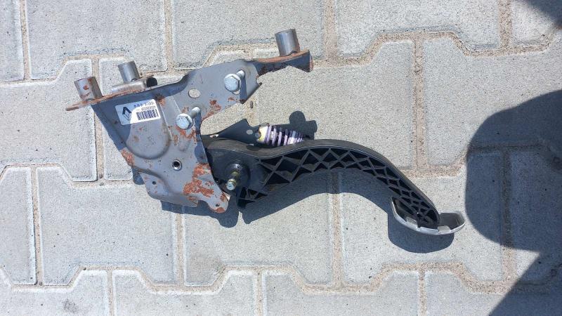 Заказать на RENAULT Megane IV Педаль сцепления