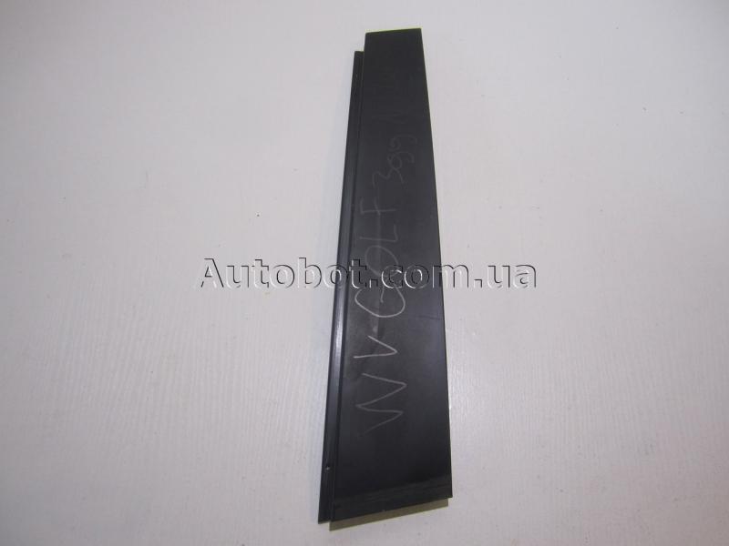 Заказать на VOLKSWAGEN Golf V (1K1) Накладка рамы двери задней