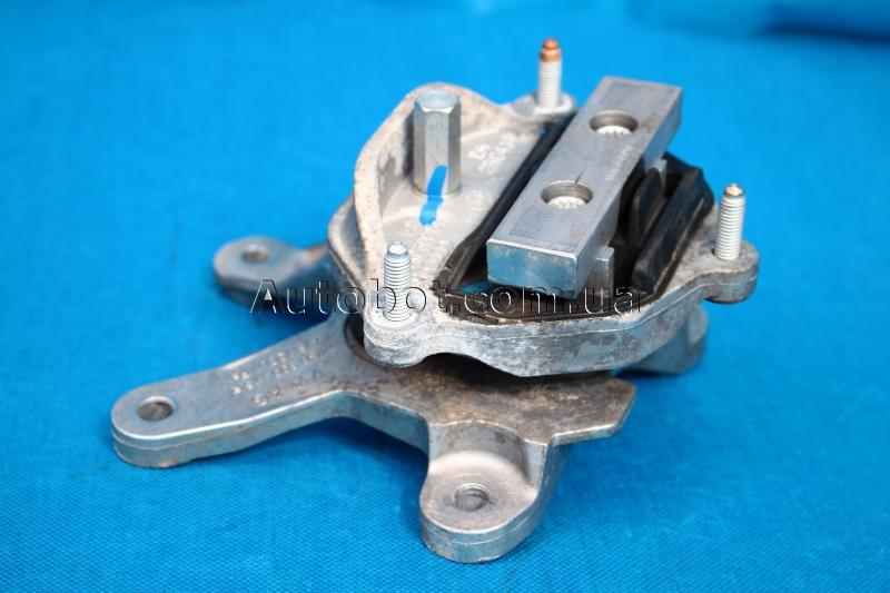 Заказать на AUDI A6 Allroad Quattro C7 (4GH) Подушка коробки передач