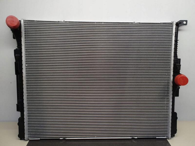 BMW 4 Series F32 Радіатор основний (17118625426) Замовити для BMW 4 Series F32 Радіатор основний