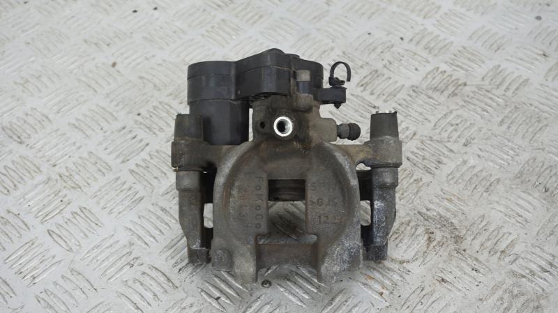 Замовити для FORD EDGE Mk2 (CD4) Супорт гальмівний задній правий