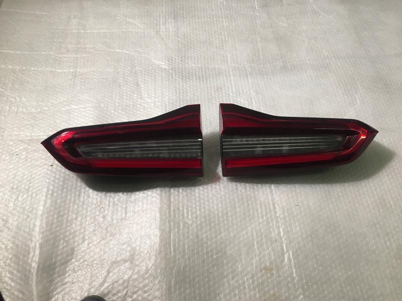 Заказать на BMW X5 IV G05 Фонари задние в крышку багажника