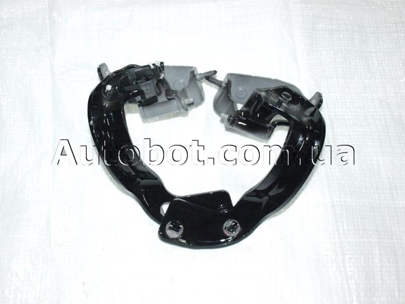 запчасти  Audi a4b9-allroad фото