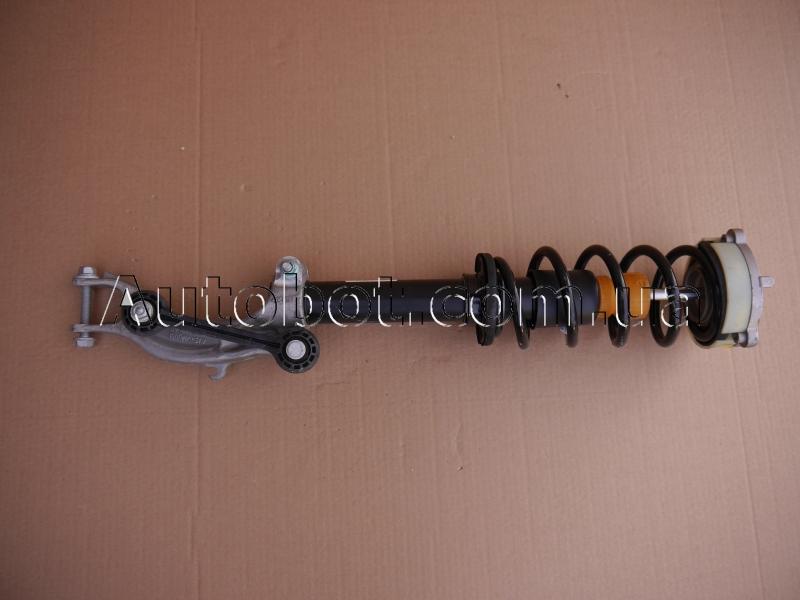 запчастини  Audi a4b9-allroad фото