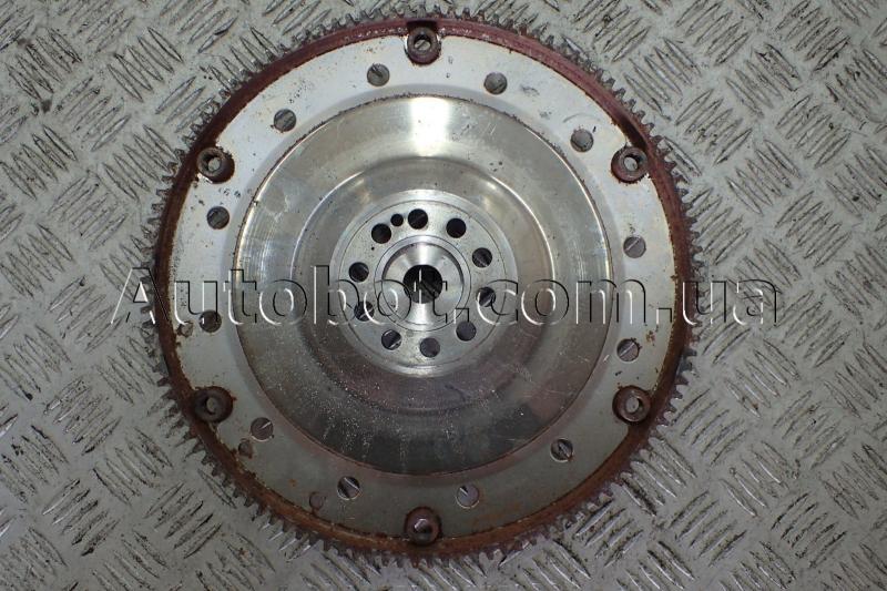 запчастини  Audi a4b8 фото