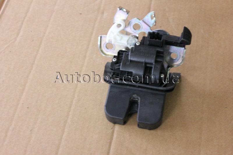 запчастини  Audi a6c6 фото