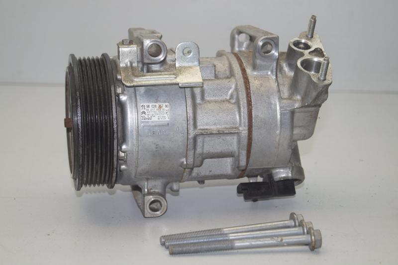 запчасти  Citroen ds4 фото