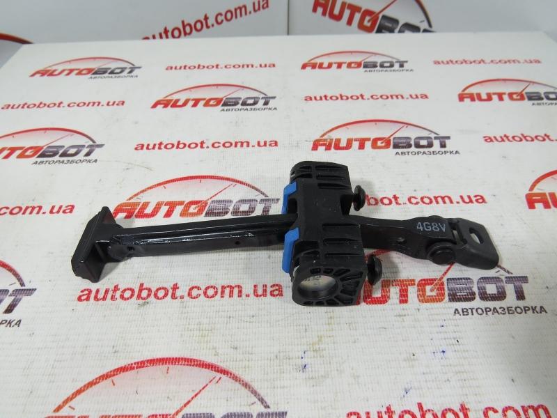 запчастини  Audi a71 фото