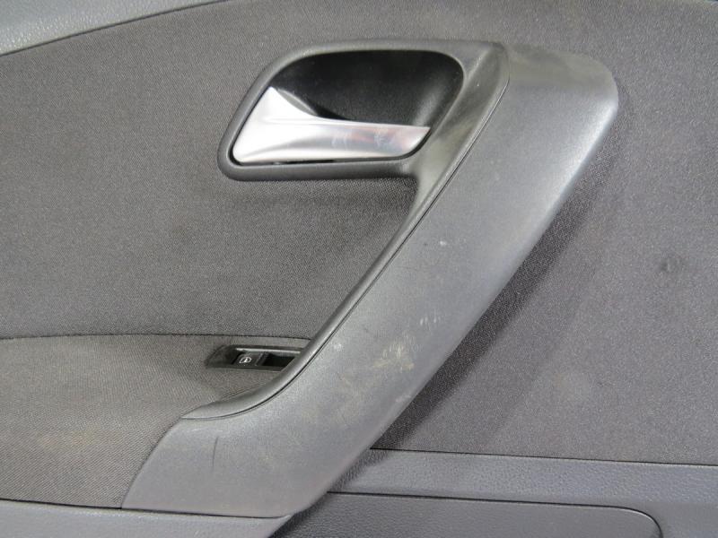 запчастини  Volkswagen polo-mk5 фото