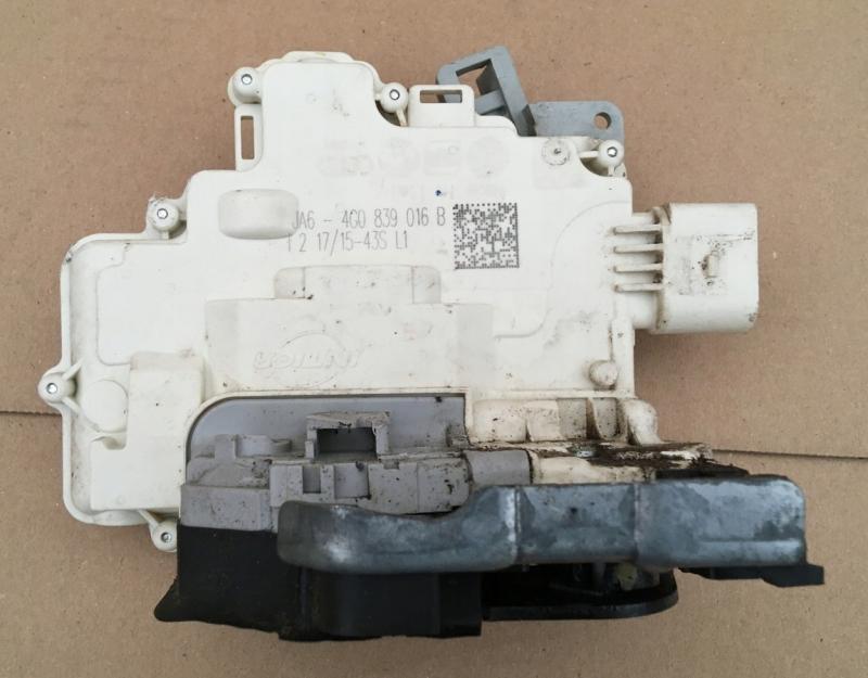 запчастини  Audi a6c7 фото