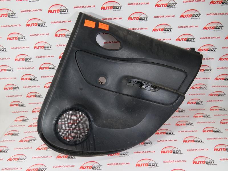 Обшивка карта дверки задньої правої запчастини  Nissan note-ii фото