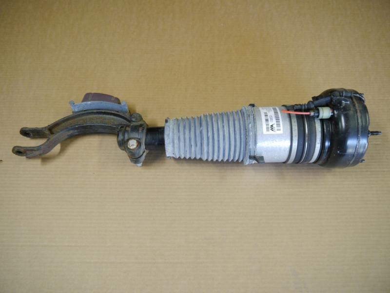 запчасти  Audi a84h фото