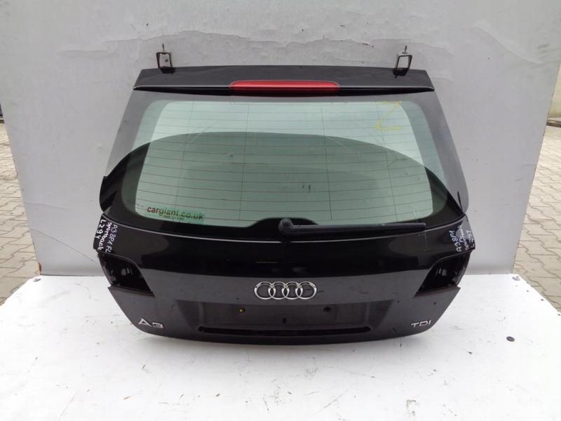 Кришка багажніка запчастини  Audi a3-s3-sportback-2 фото