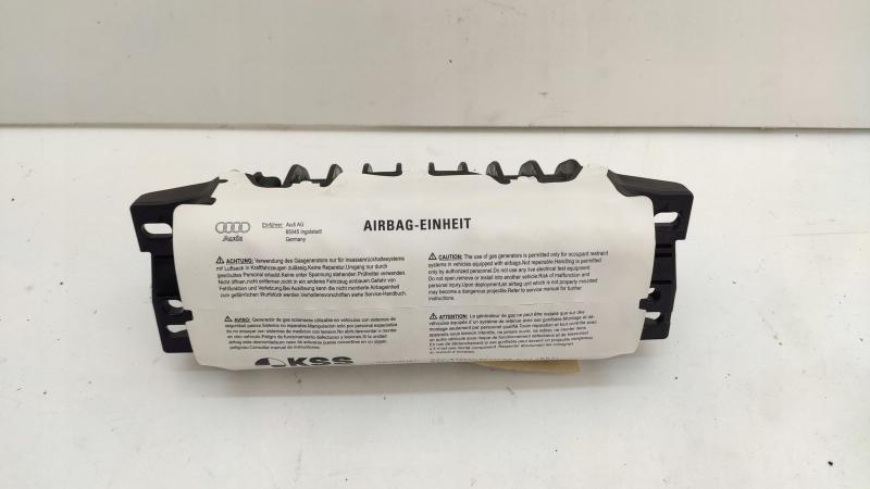 запчастини  Audi a4b8 фото