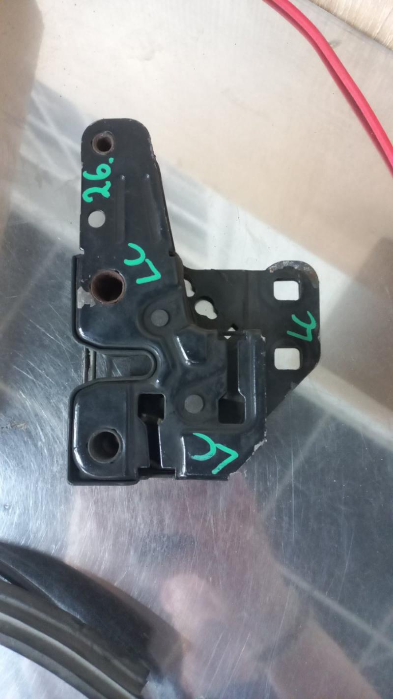 запчастини  Audi a6c6 фото