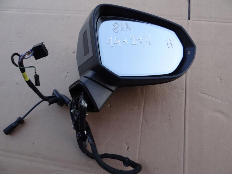 запчастини  Audi q2 фото