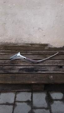 MAZDA 2 IV (DJ) Хром молдинг решітки радіатора правий DB5J507J0 Купити