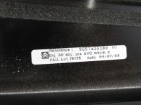 CITROEN C5 II X7 (RD, TD) Зовнішня накладка на стійку дверки передньої ліву 9356AT Купити
